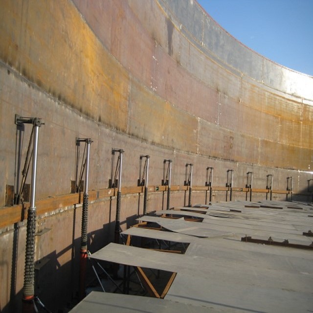 système de levage de réservoir économique pour la construction de réservoirs de GNL