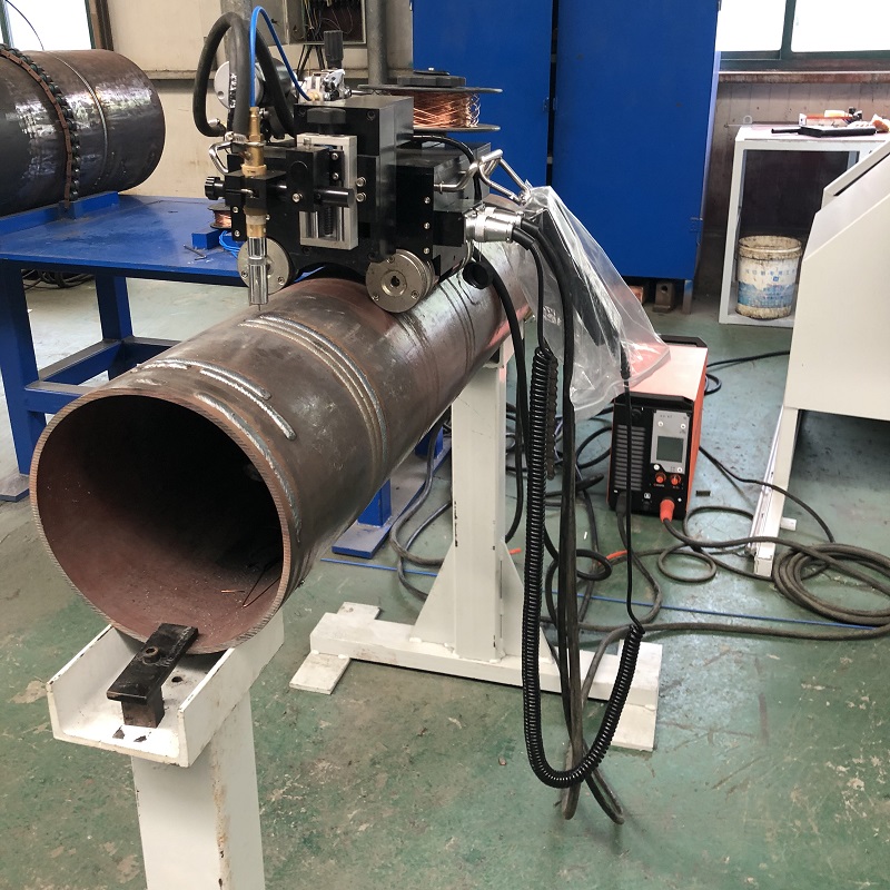 Machine de soudure orbitale de tuyau S.S Heave Duty pour acier à basse température avec moteur pas à pas d'oscillation